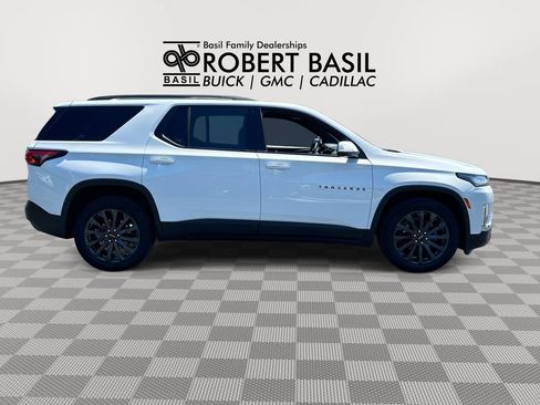 Used 2023 Chevrolet Traverse RS AWD/4WD image 9