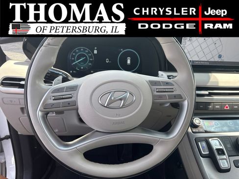 Used 2024 Hyundai Palisade Calligraphy AWD/4WD image 13