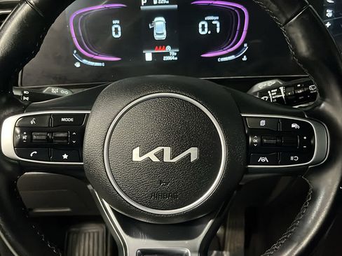 Used 2025 Kia Sportage X-Line w/ Premium Package AWD/4WD image 11