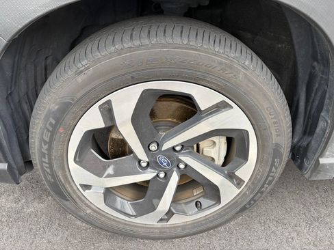 Used 2023 Subaru Forester Touring AWD/4WD image 10