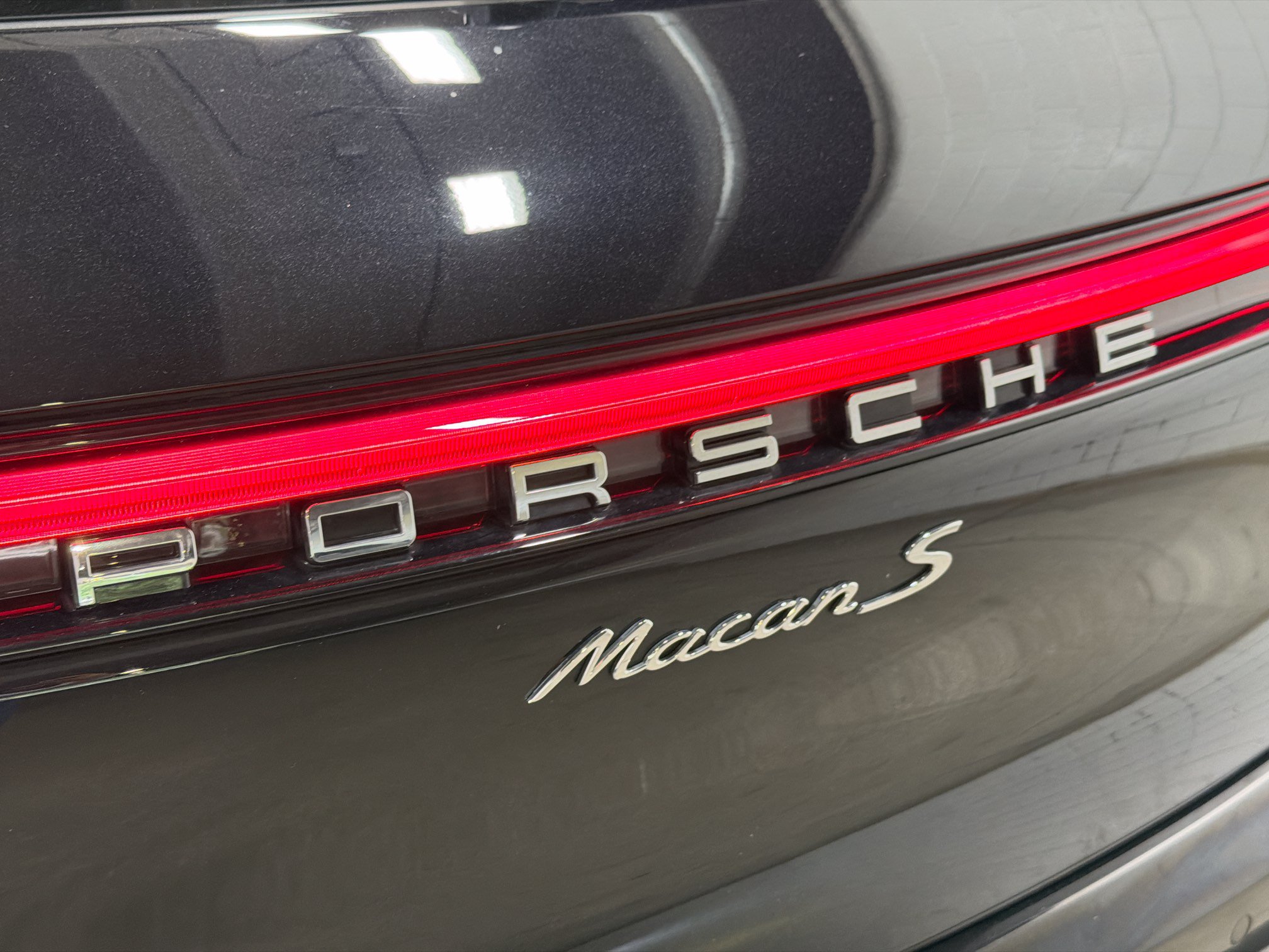 Used 2026 Porsche Macan S AWD/4WD image 12