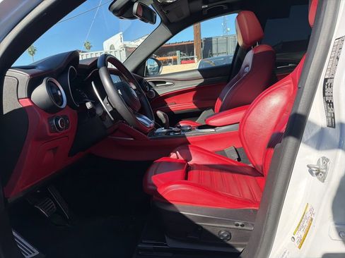 Used 2020 Alfa Romeo Stelvio Ti Sport image 12