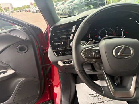 Used 2024 Lexus RX 350 Premium Plus w/ Convenience Package FWD image 24