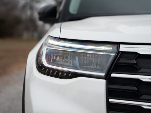 New 2026 Ford Explorer Active w/ Active Comfort Package image 4