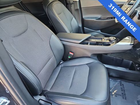 Used 2025 Kia EV6 Light w/ Light LR Technology Package RWD image 18