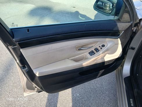 Used 2011 BMW 535i xDrive Sedan image 11