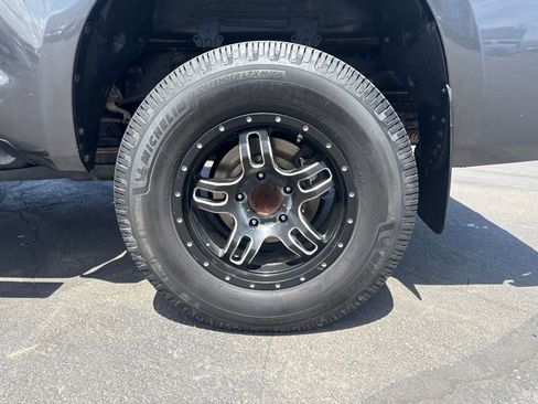 Used 2012 Toyota Tundra 4x4 CrewMax w/ TRD Off-Road Pkg image 15