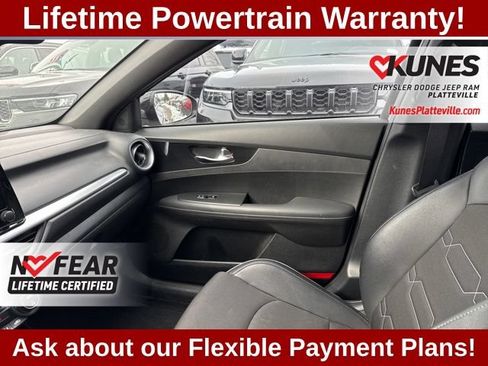 Used 2023 Kia Forte GT-Line FWD image 28