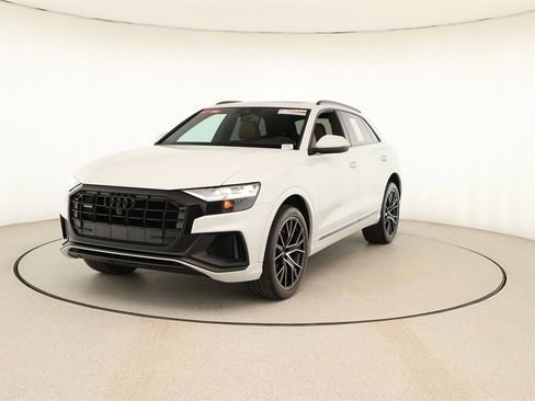 Used 2021 Audi Q8 Premium Plus image 12
