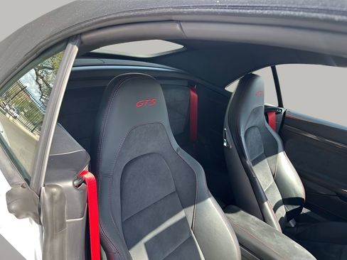 Used 2017 Porsche 911 Carrera 4 GTS image 13