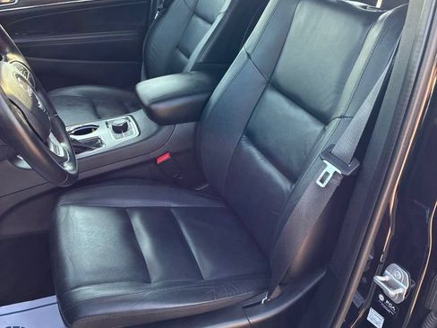 Used 2022 Jeep Grand Cherokee Limited AWD/4WD image 12