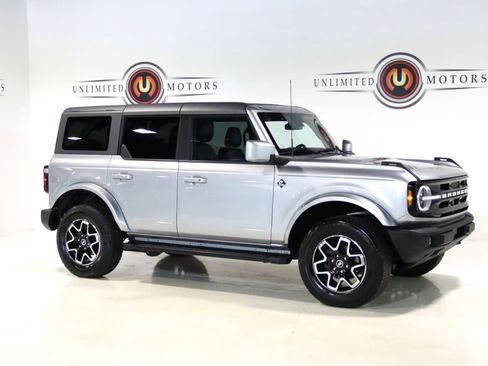 Used 2023 Ford Bronco Outer Banks AWD/4WD image 6