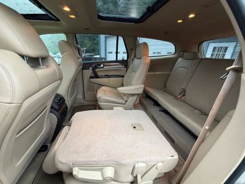 Used 2011 Buick Enclave CXL w/ Trailering Provision Package AWD/4WD image 11