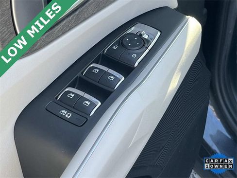 Used 2022 Kia Sorento EX w/ Panoramic Sunroof Package image 24