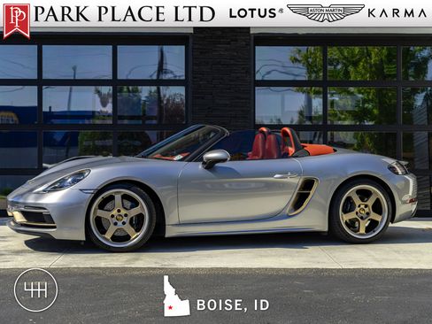 Used 2021 Porsche 718 Boxster RWD image 1