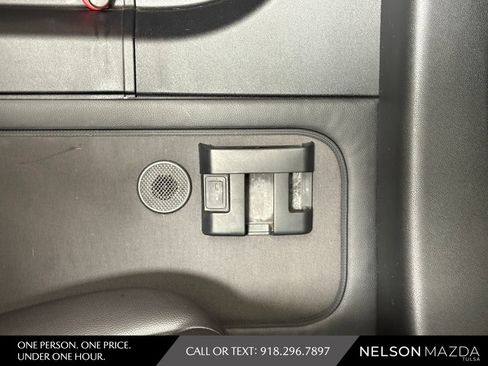 Used 2019 Mercedes-Benz Sprinter 2500 image 36