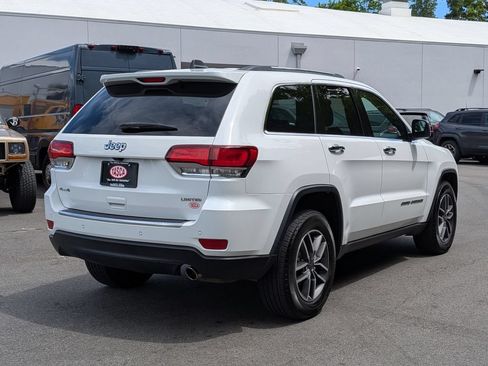 Certified 2020 Jeep Grand Cherokee Limited AWD/4WD image 3