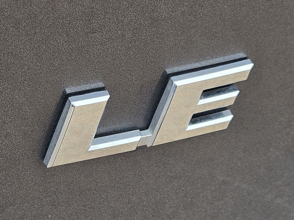 Used 2025 Toyota RAV4 LE FWD image 11