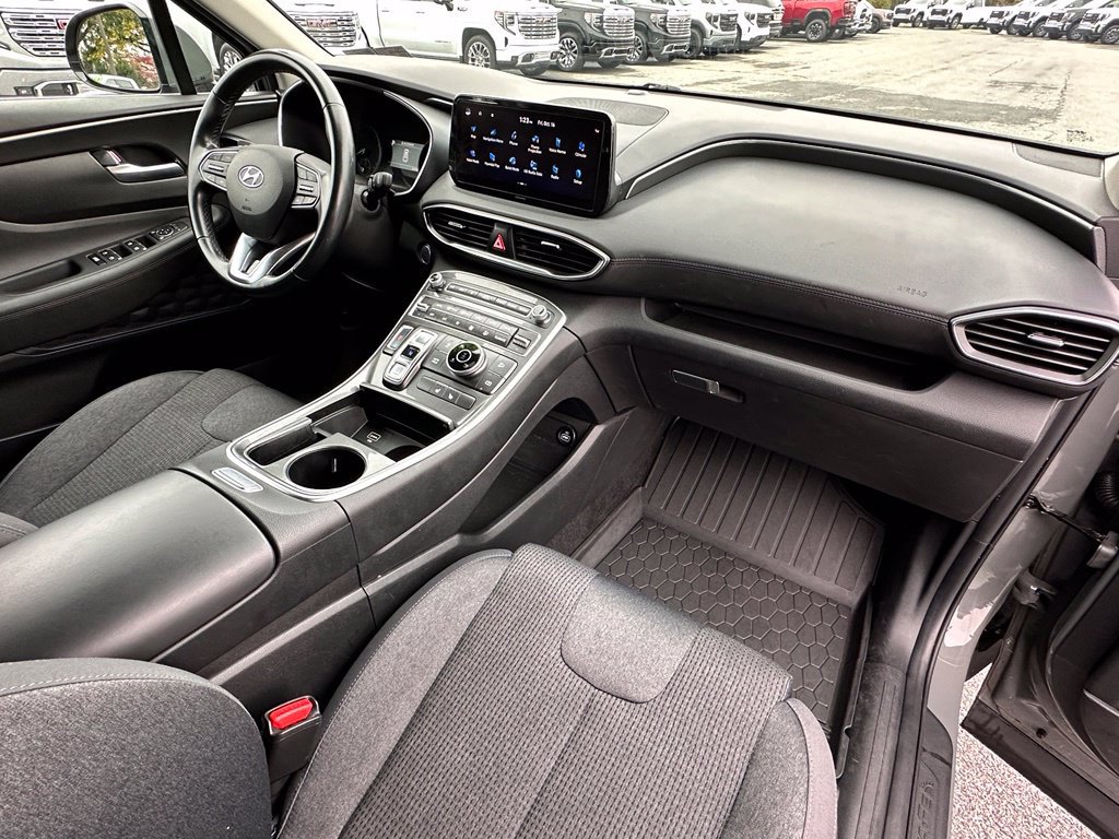 Used 2023 Hyundai Santa Fe SEL w/ Winter Weather Package AWD/4WD image 14