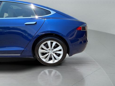 Used 2016 Tesla Model S 90D AWD/4WD image 32