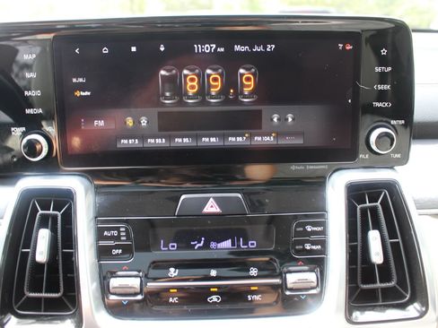 Used 2021 Kia Sorento SX FWD image 33