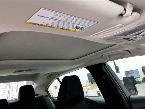 Used 2020 Toyota Corolla LE w/ LE Premium Package image 23