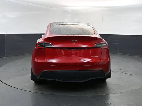 Used 2021 Tesla Model Y Long Range AWD/4WD image 4
