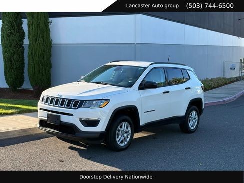 Used 2018 Jeep Compass Sport AWD/4WD image 1