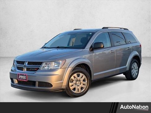 Used 2017 Dodge Journey SE image 1