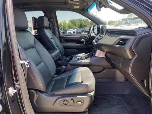 Used 2023 Chevrolet Suburban RST w/ Luxury Package AWD/4WD image 28