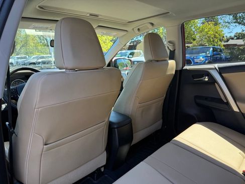 Used 2014 Toyota RAV4 Limited AWD/4WD image 16