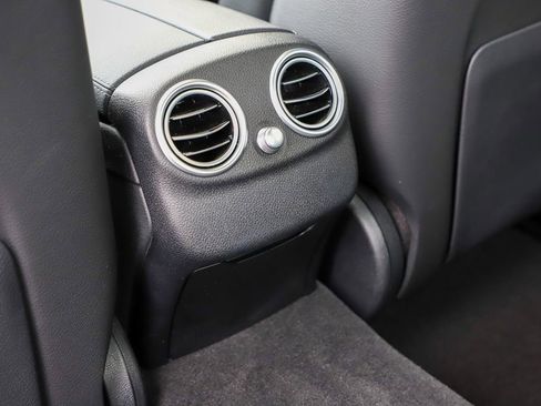 Used 2018 Mercedes-Benz C 63 AMG Sedan image 37