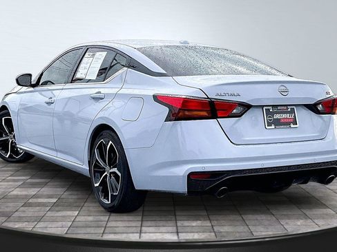 Certified 2024 Nissan Altima 2.5 SR w/ SR Premium Package FWD image 3