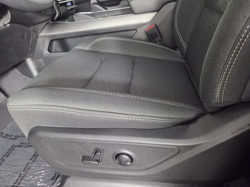 Used 2025 RAM 1500 Big Horn RWD image 11