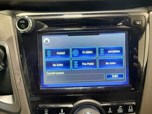 Used 2017 Honda Odyssey Touring image 23