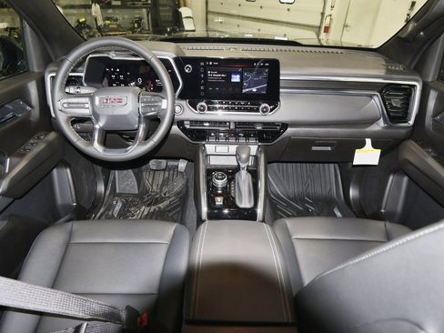 New 2026 GMC Canyon Elevation w/ Convenience Package image 10