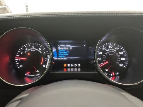 Used 2017 Ford Mustang Coupe image 23