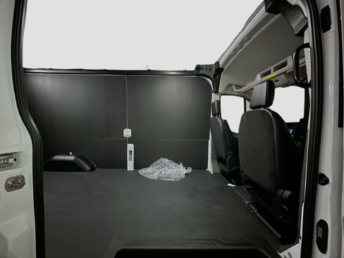 New 2026 Ford Transit 250 148 Medium Roof Extended AWD w/ Load Area Protection Package image 27