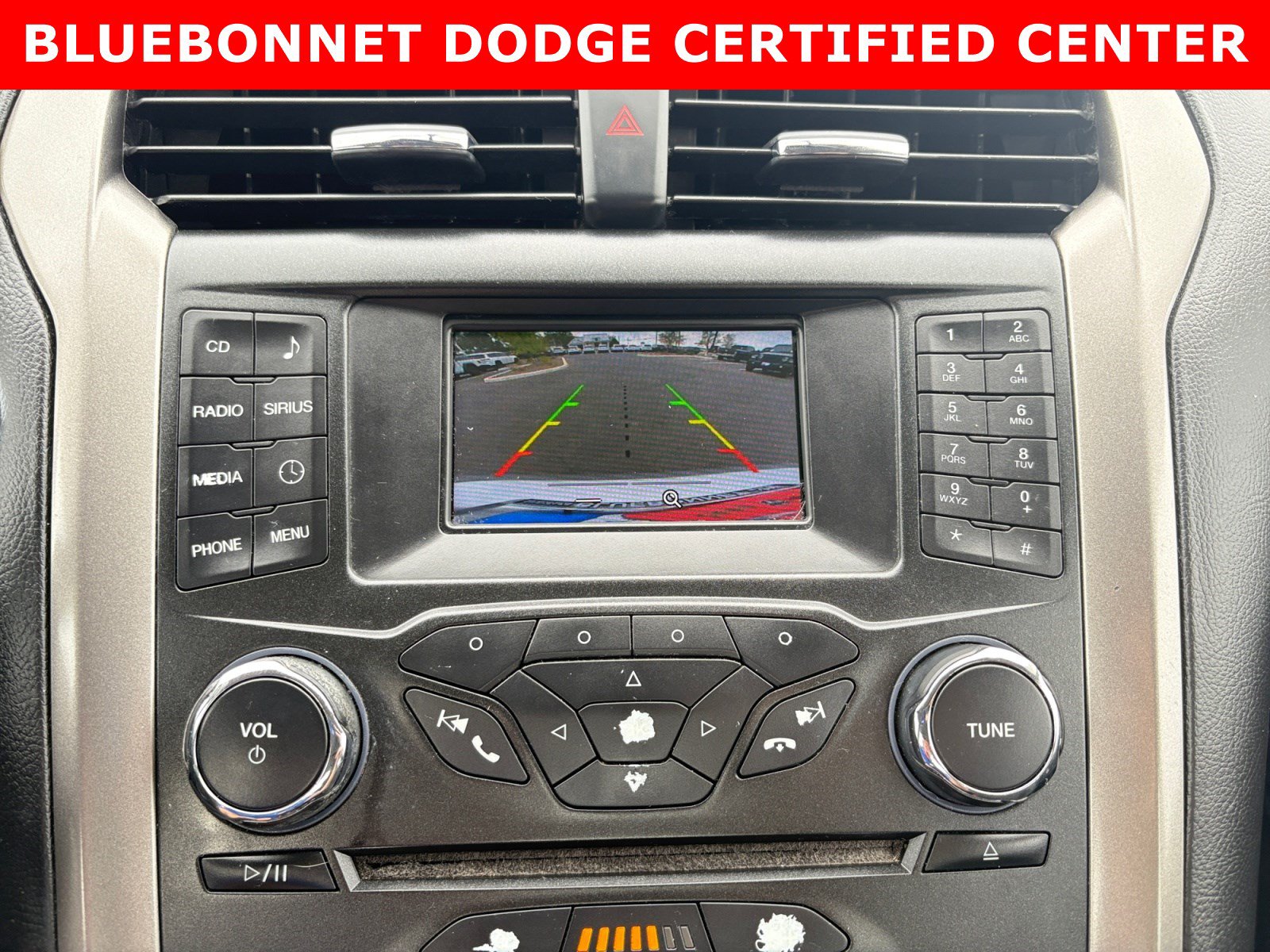 Used 2017 Ford Fusion SE FWD image 16