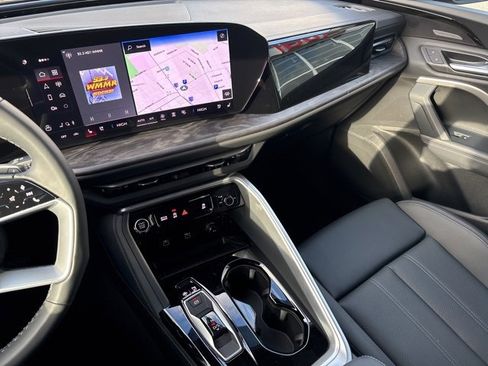 New 2025 Audi Q5 Premium Plus image 32