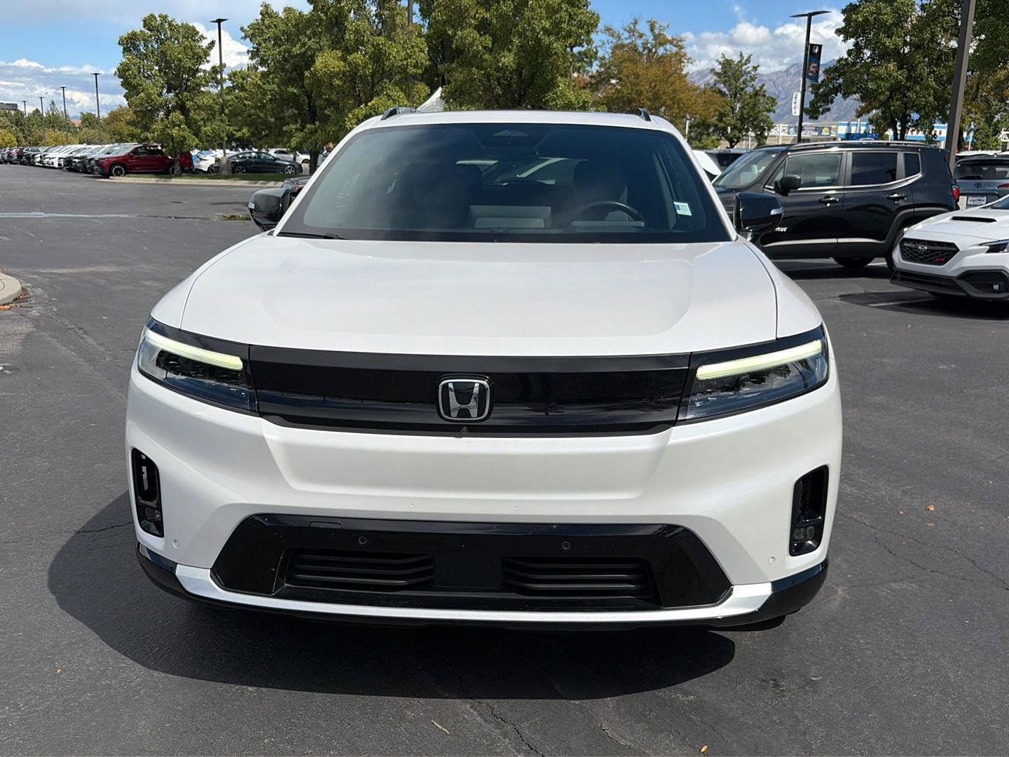 Used 2024 Honda Prologue Elite image 2