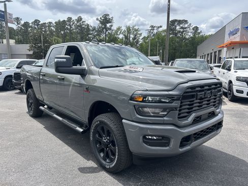 New 2026 RAM 2500 Tradesman AWD/4WD image 3