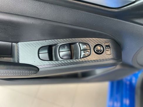 Used 2025 Nissan Altima 2.5 SV FWD image 15