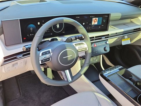 New 2026 Hyundai Tucson Limited image 26