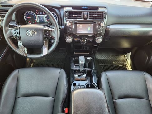 Used 2019 Toyota 4Runner TRD Off-Road Premium AWD/4WD image 10