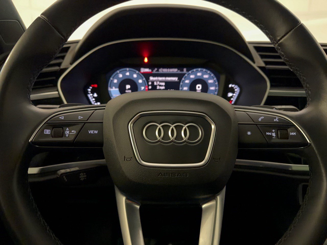 Used 2023 Audi Q3 2.0T Premium w/ Convenience Package AWD/4WD image 10