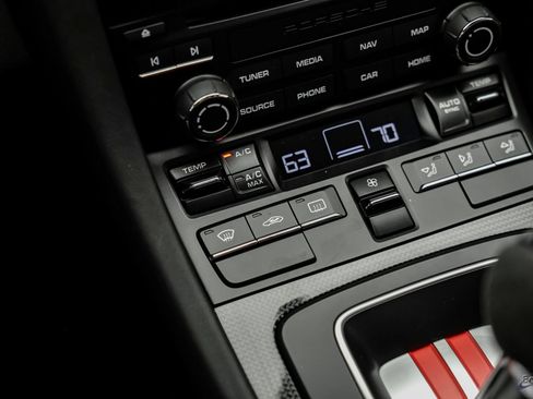 Used 2019 Porsche 911 GT2 RS RWD image 84
