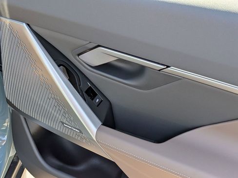 New 2026 BMW 530i image 13