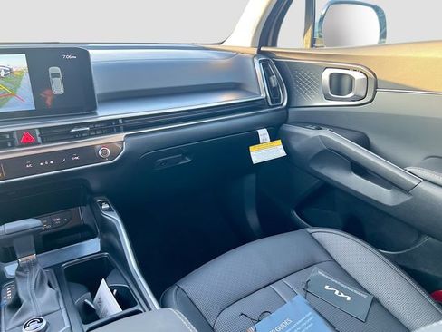 New 2026 Kia Sorento S w/ S Panoramic Sunroof Package image 22