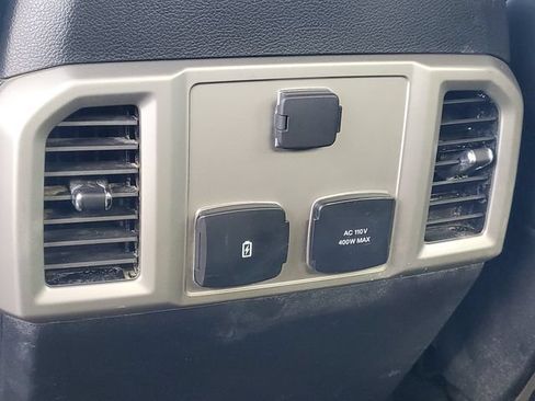 Used 2020 Ford F150 Lariat AWD/4WD image 36